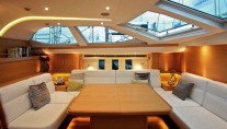 SPIRIT OF PHANTOM -  Salon Dining
